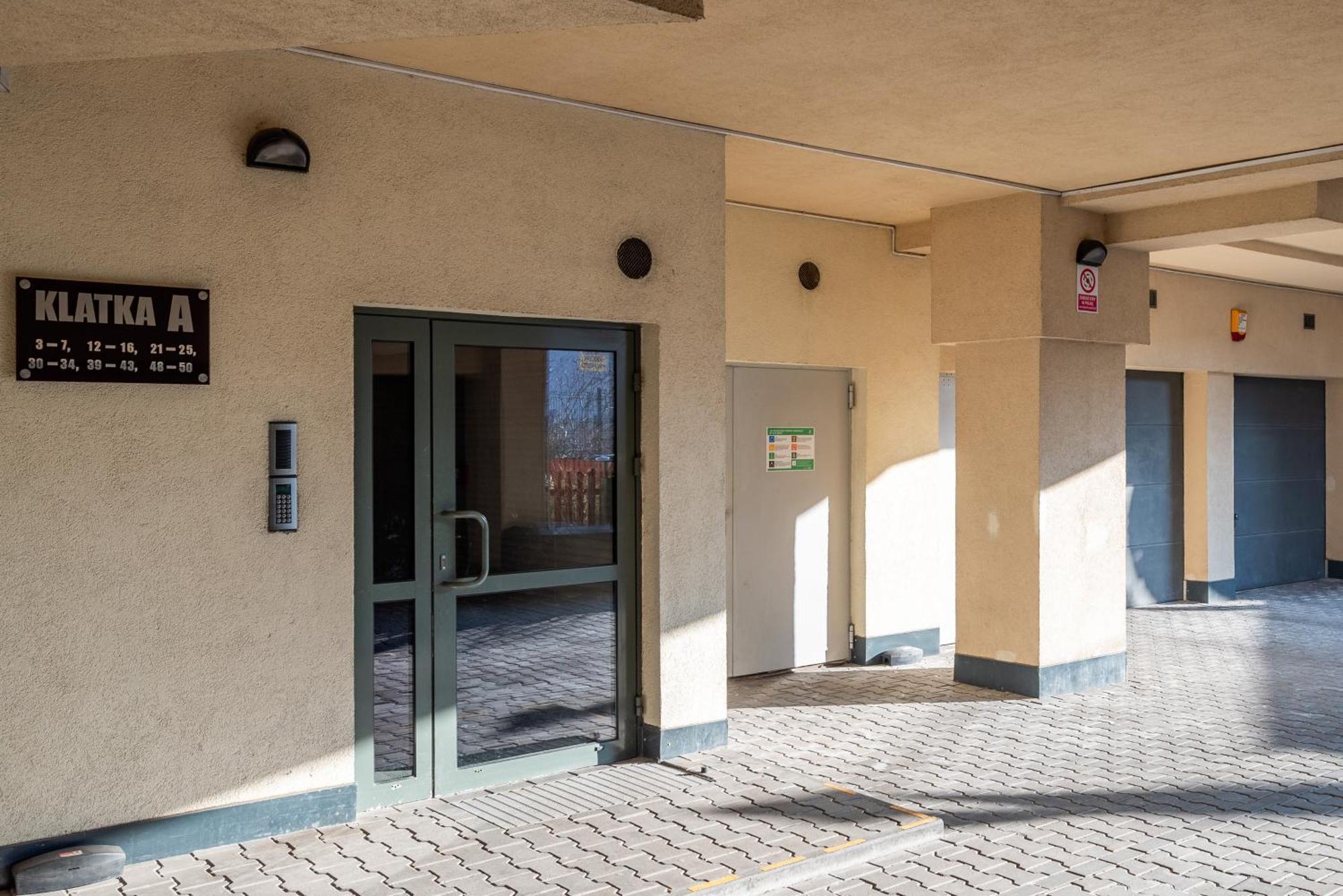 Park Praski 2-Bedroom Apartment Warsaw Exterior photo